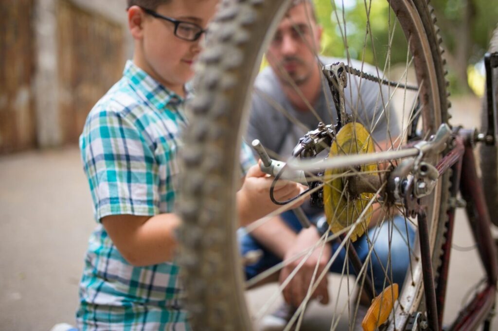 Fahrradwerkstatt und Waschplatz bei uns im Haus